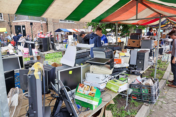 Rommelmarkt 2022 Waarder_169